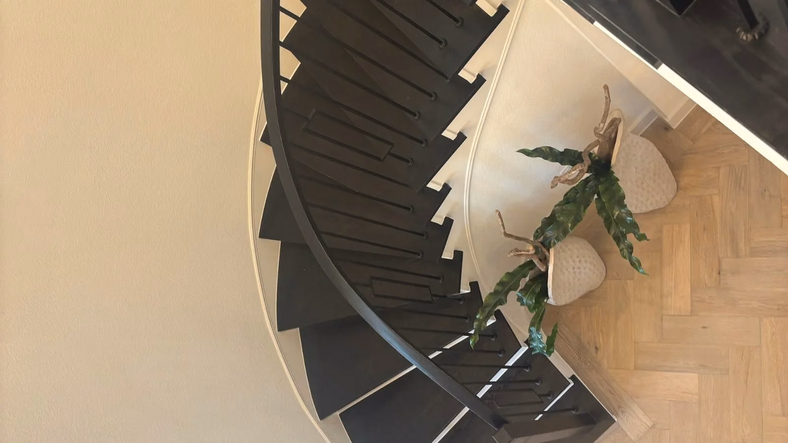 Stair Building Code Basics: Rise, Run & Railing Height in Texas